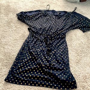 Perfect for a night out. Elegant, sophisticated, and shimmery.